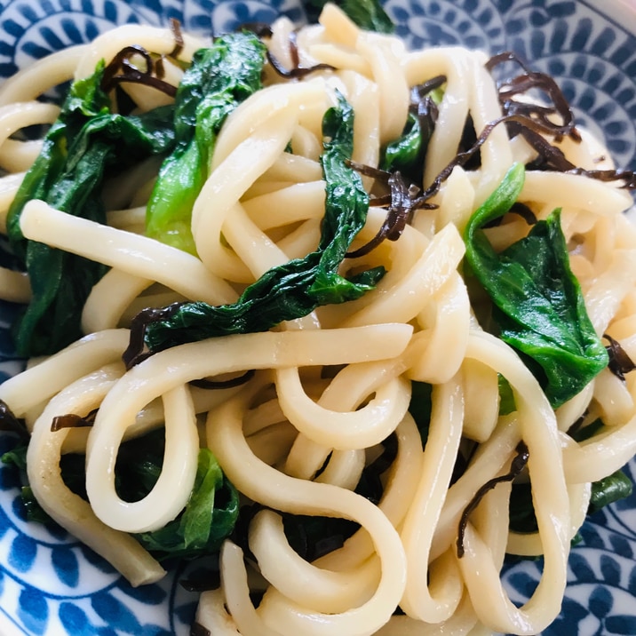 レタスと塩昆布の焼うどん